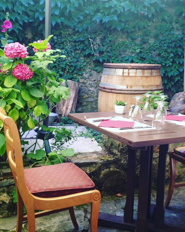 Les Tables De La Fontaine Florac Exterior foto